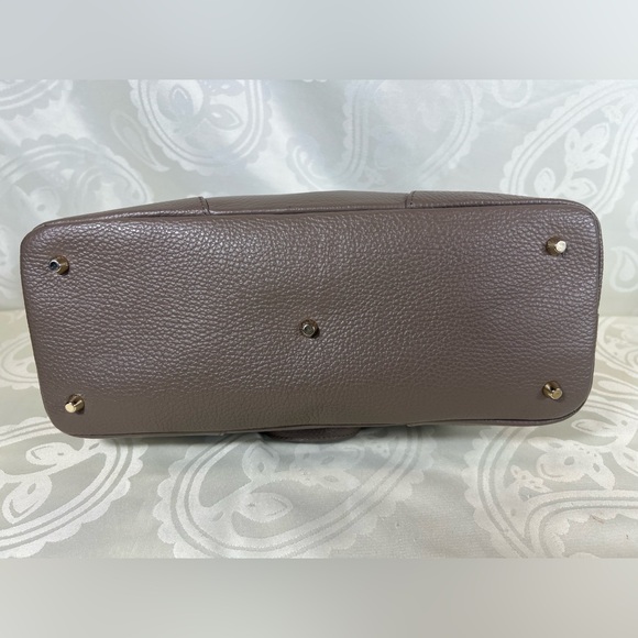 Furla two way bag - shoulder strap included - Picture 7 of 16
